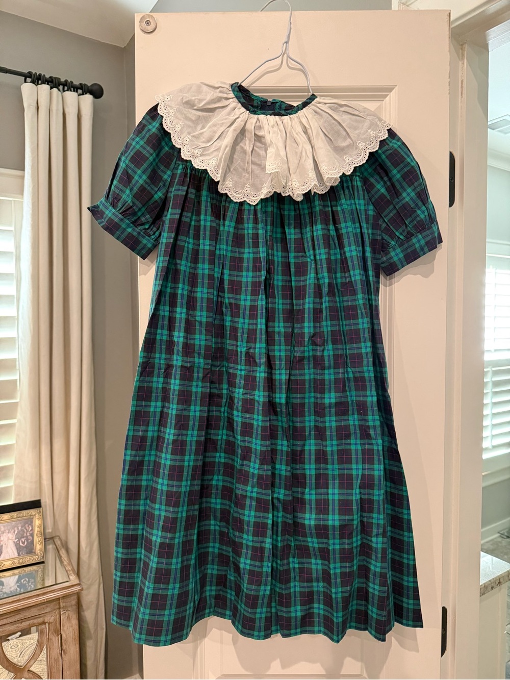 Girls Green and Navy Plaid Dress with White Lace Collar size M